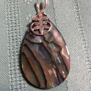 NWT-**SALE**STERLING /ABALONE PENDANT. 18"